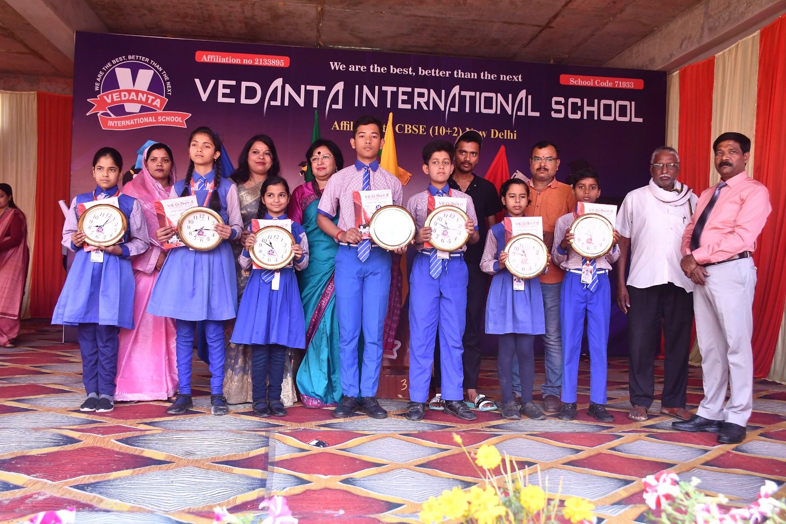 IMG-20250326-WA0010 वेदांता इंटरनेशनल स्कूल में 10वां दीक्षांत समारोह
