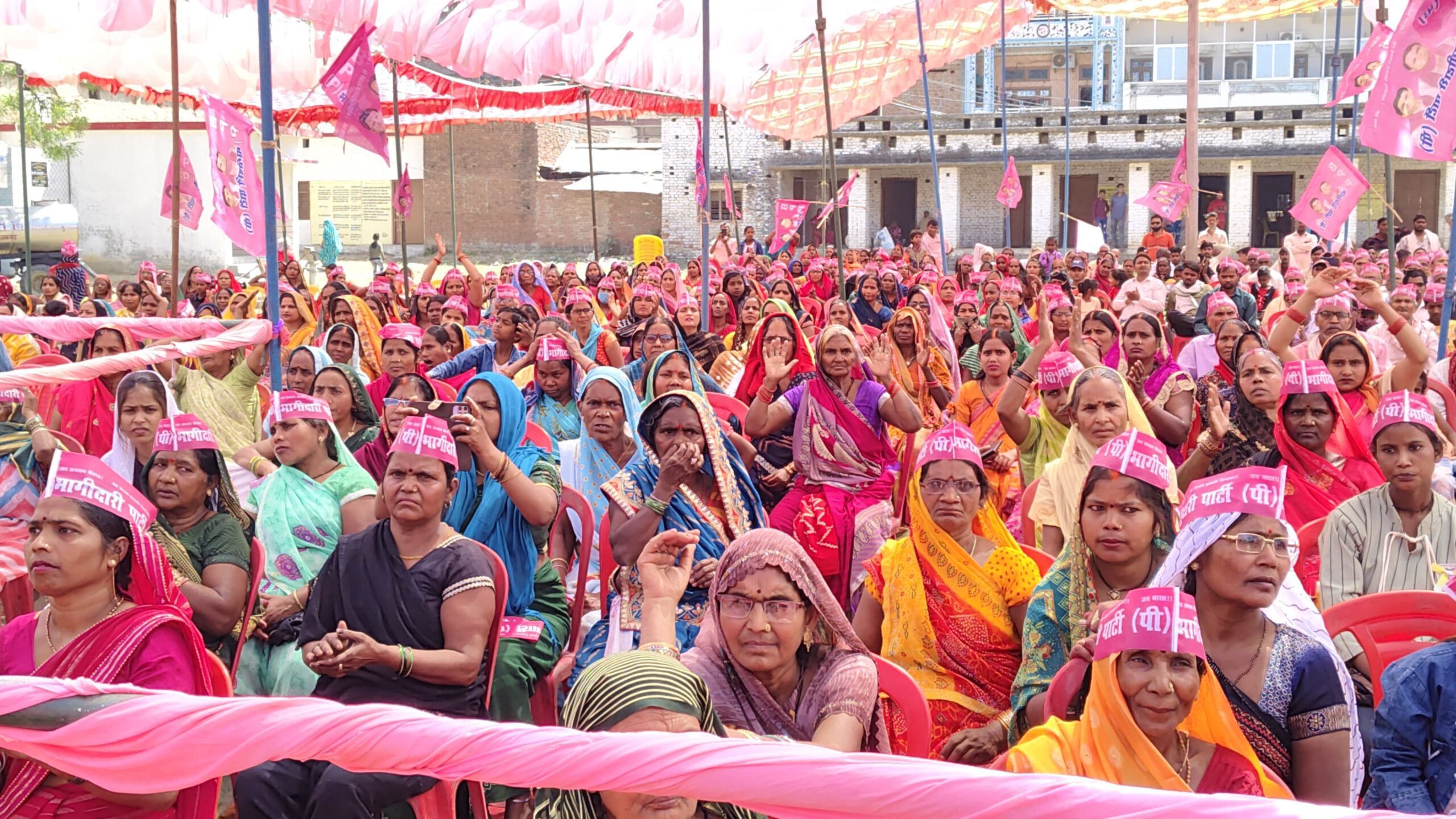 WhatsApp-Image-2025-03-31-at-12.59.59-2-scaled भागीदारी पार्टी की बढ़ती ताकत से अखिलेश परेशानः ओ.पी राजभर