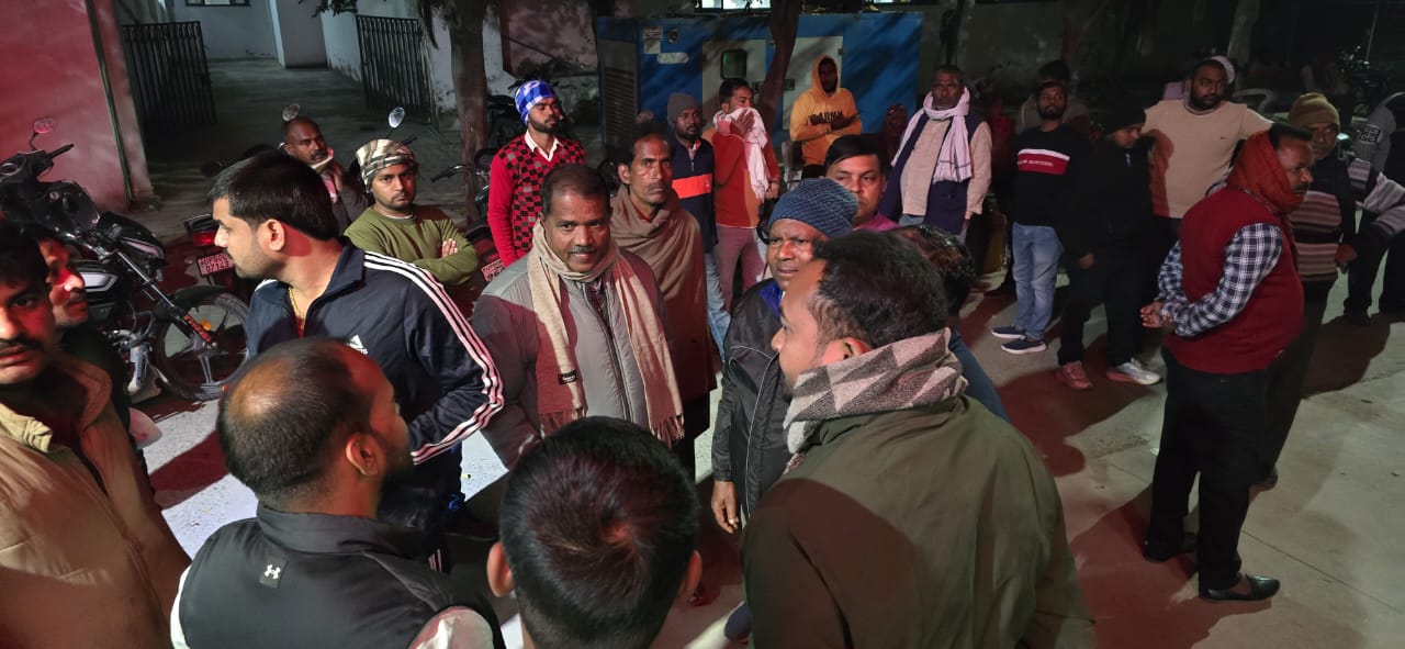 IMG-20251123-WA0022 दर्दनाक सड़क हादसा, टेंपो-बाइक की भिड़ंत में युवक की मौत, एक गंभीर