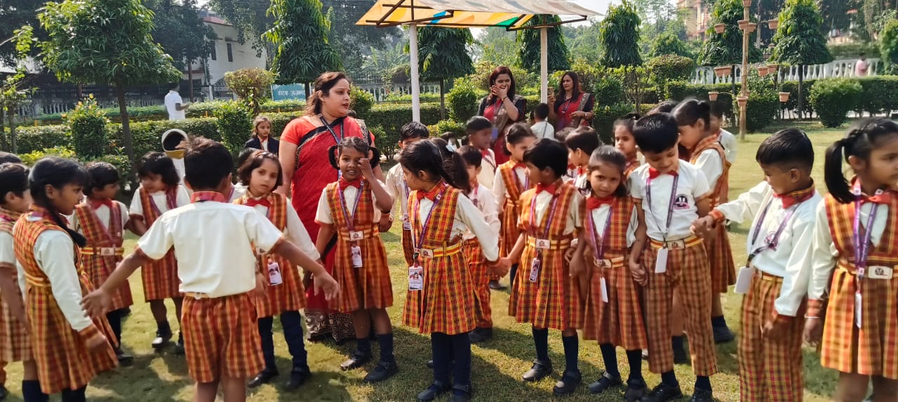 WhatsApp-Image-2025-11-10-at-3.34.51-PM वेदांता इंटरनेशनल स्कूल, आज़मगढ़ का के.जी.एस. ग्रुप का आज़मगढ़ शैक्षणिक भ्रमण कार्यक्रम सफलतापूर्वक संपन्न